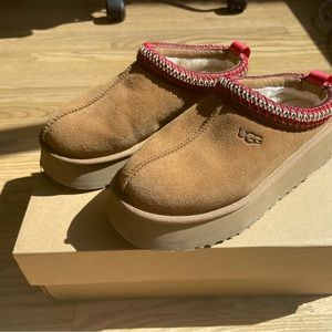 UGG Tazz Platform